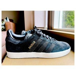 Adidas Gazelles Black & Gold, Womens shoes sneakers size 7